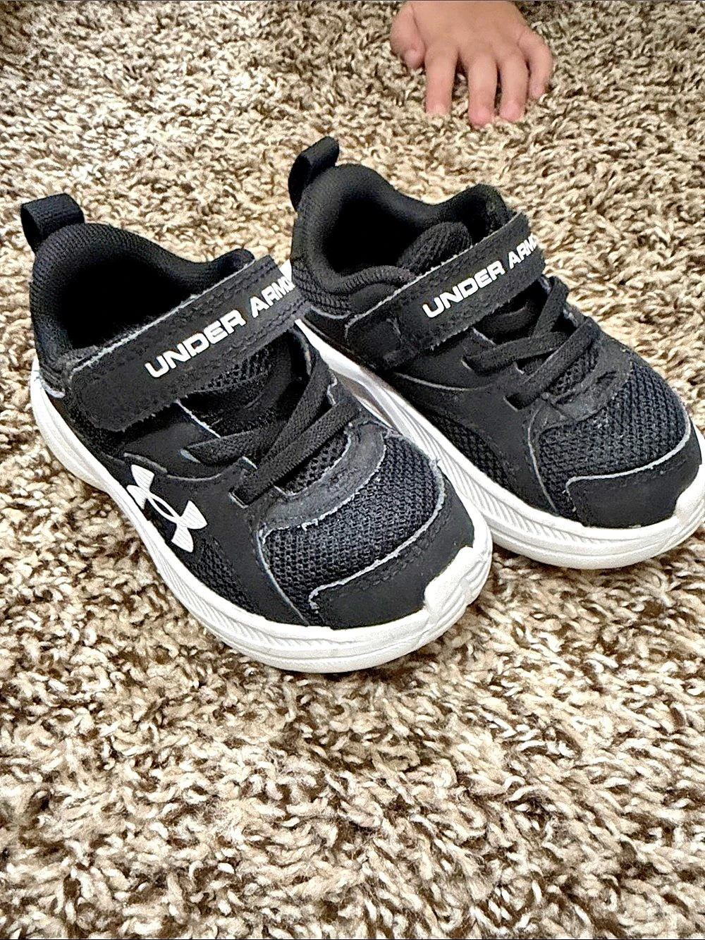 Under Armour Infant/Toddler Assert 10 Alternate Closure Running Shoes Black &